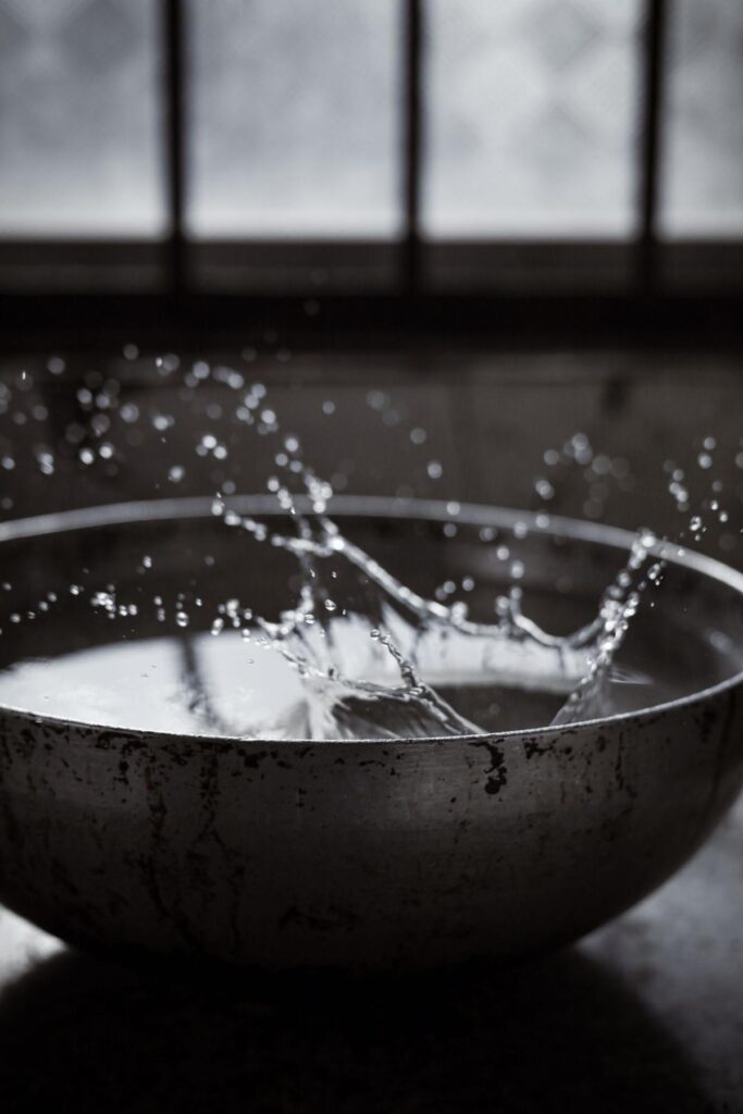 water splash in bowl